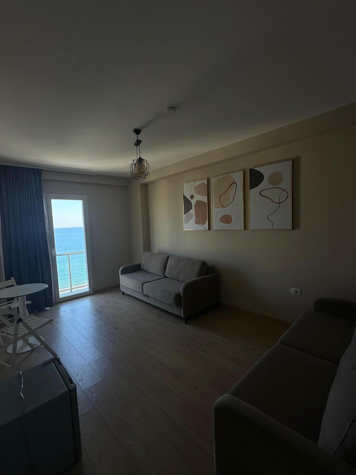 Hotel Coastal *